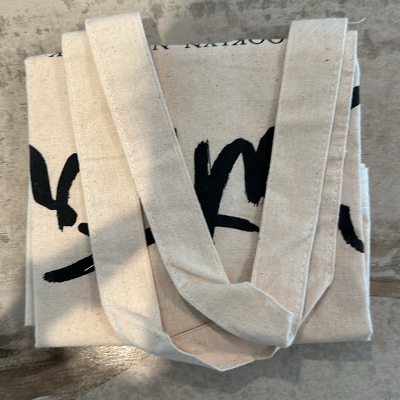 Catbird Canvas Tote - Picture 9 of 11